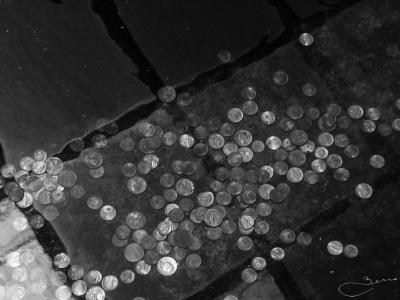 20080324234408-x-coins.jpg